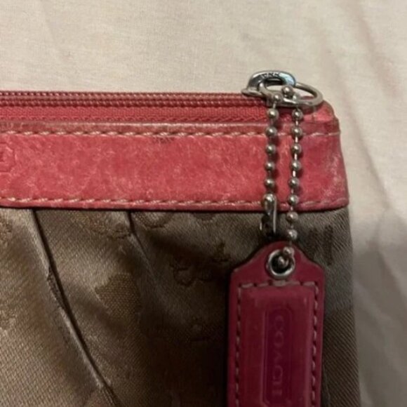 GUC Coach Pink and Brown Wristlet - Picture 2 of 7
